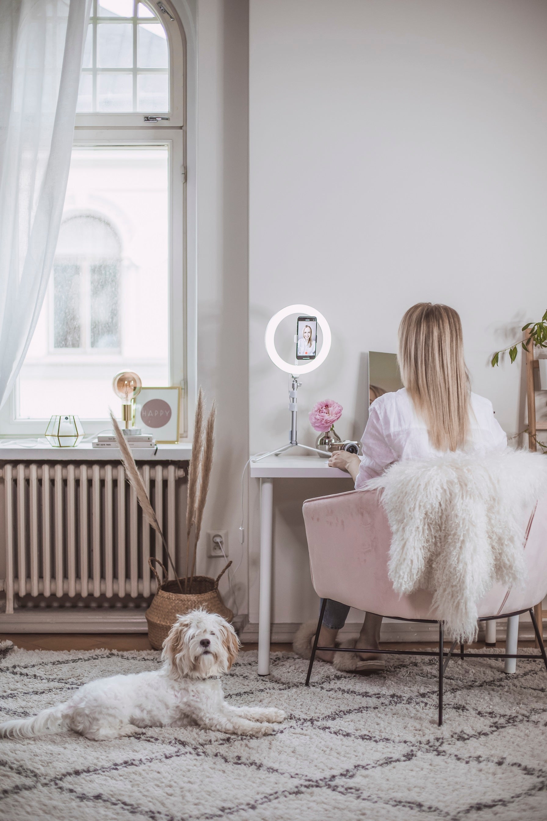 Kodak 10" LED Ring Light for Phones, Small DSLR and Actioncams