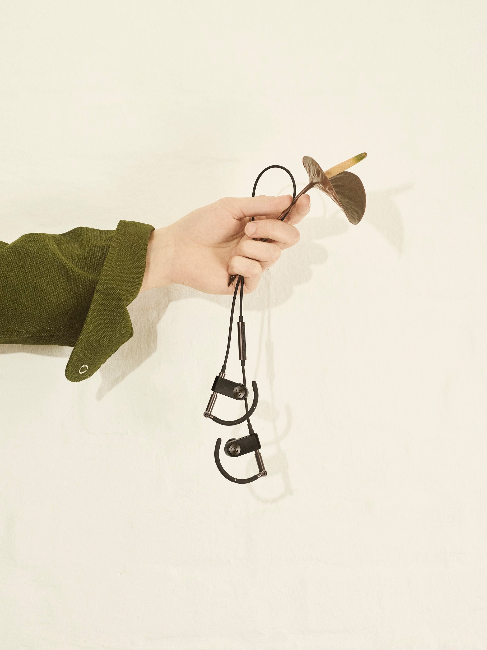Bang & Olufsen Beoplay Earset, Premium Wireless Earphones with Adjustable Cylindrical Ear-Hooks, B&O Masterpiece (LAST ONES IN STOCK)
