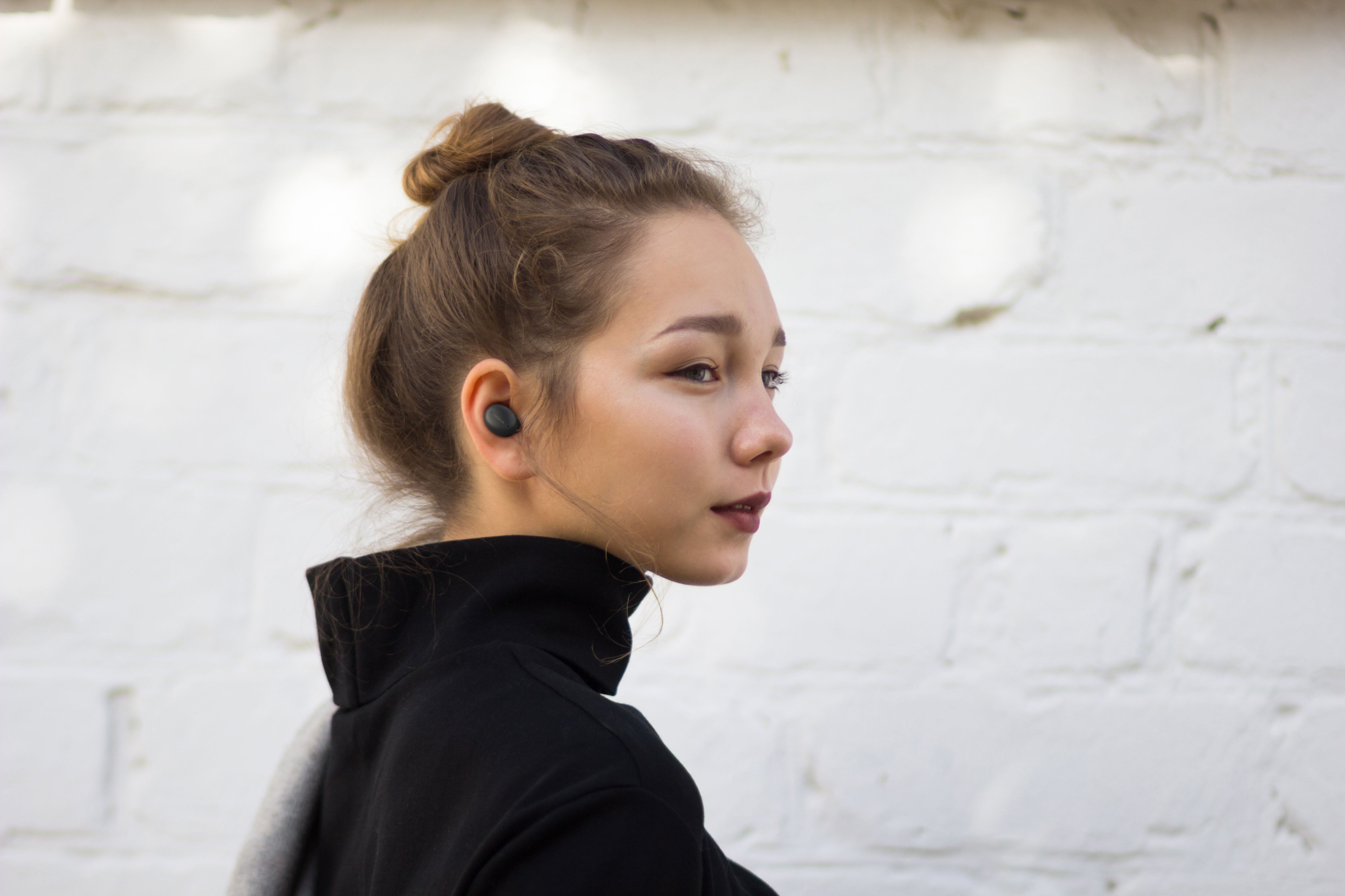 Nokia Comfort Earbuds+ TWS-411W, Waterproof True Wireless Headphones with Wireless Charging Case - CLEARANCE OFFER!
