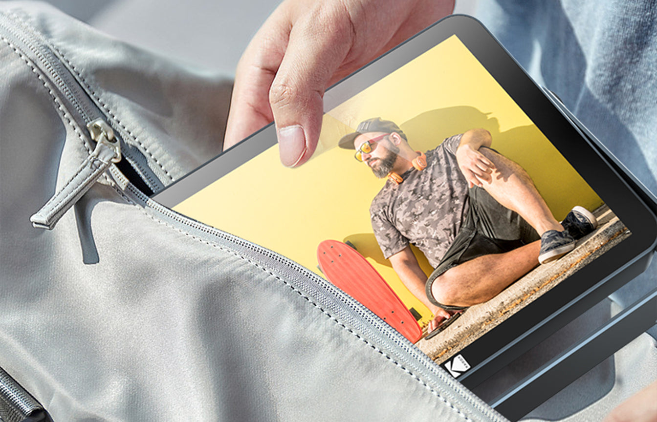 Kodak 10-inch Wi-Fi Rechargeable Digital Photo Frame RWF-109, Carbon Black with 32GB Internal Memory and Touch Screen IPS Display