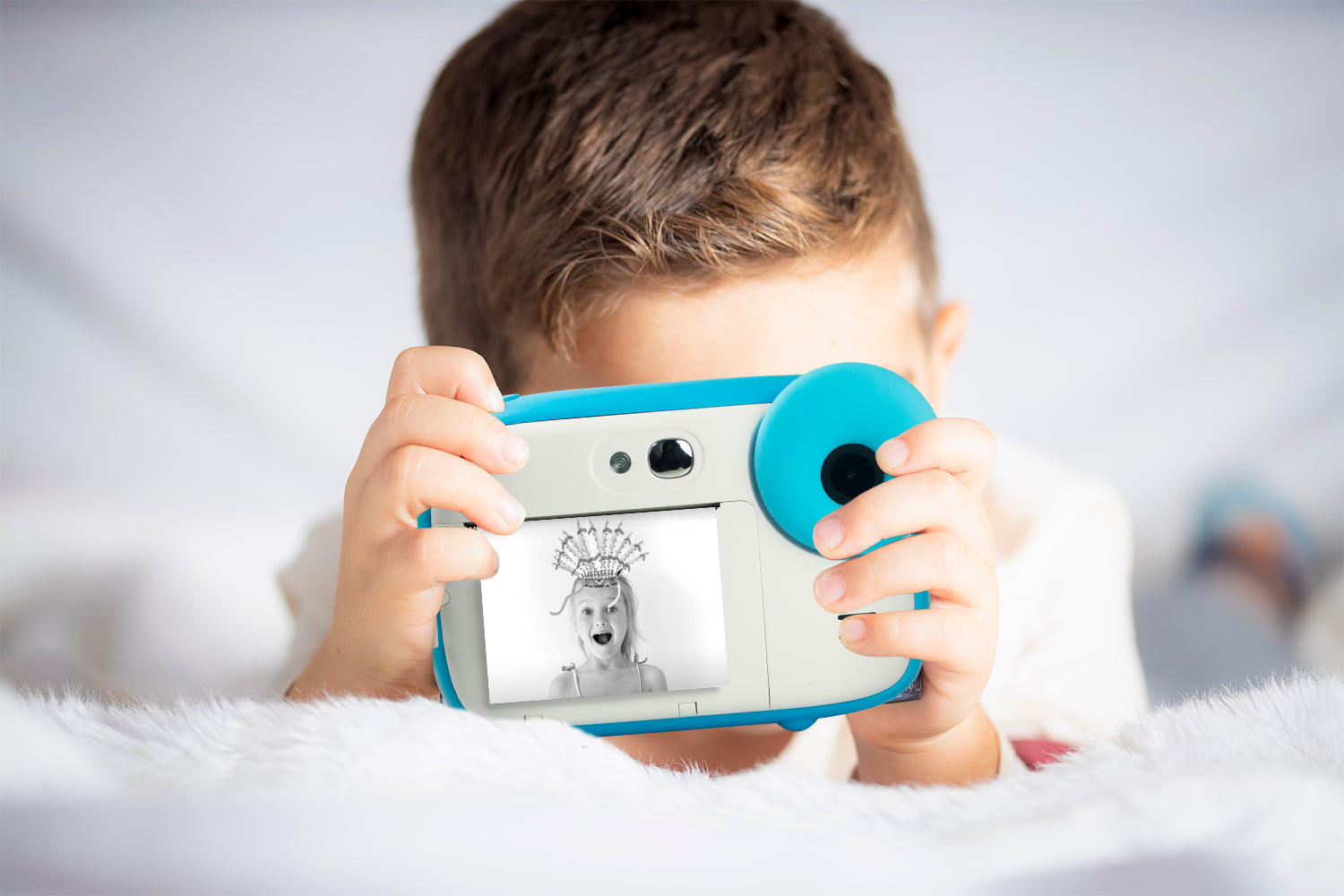 AgfaPhoto Realikids Instant Cam, 15MP Childrens Digital Camera with Inkless Printing