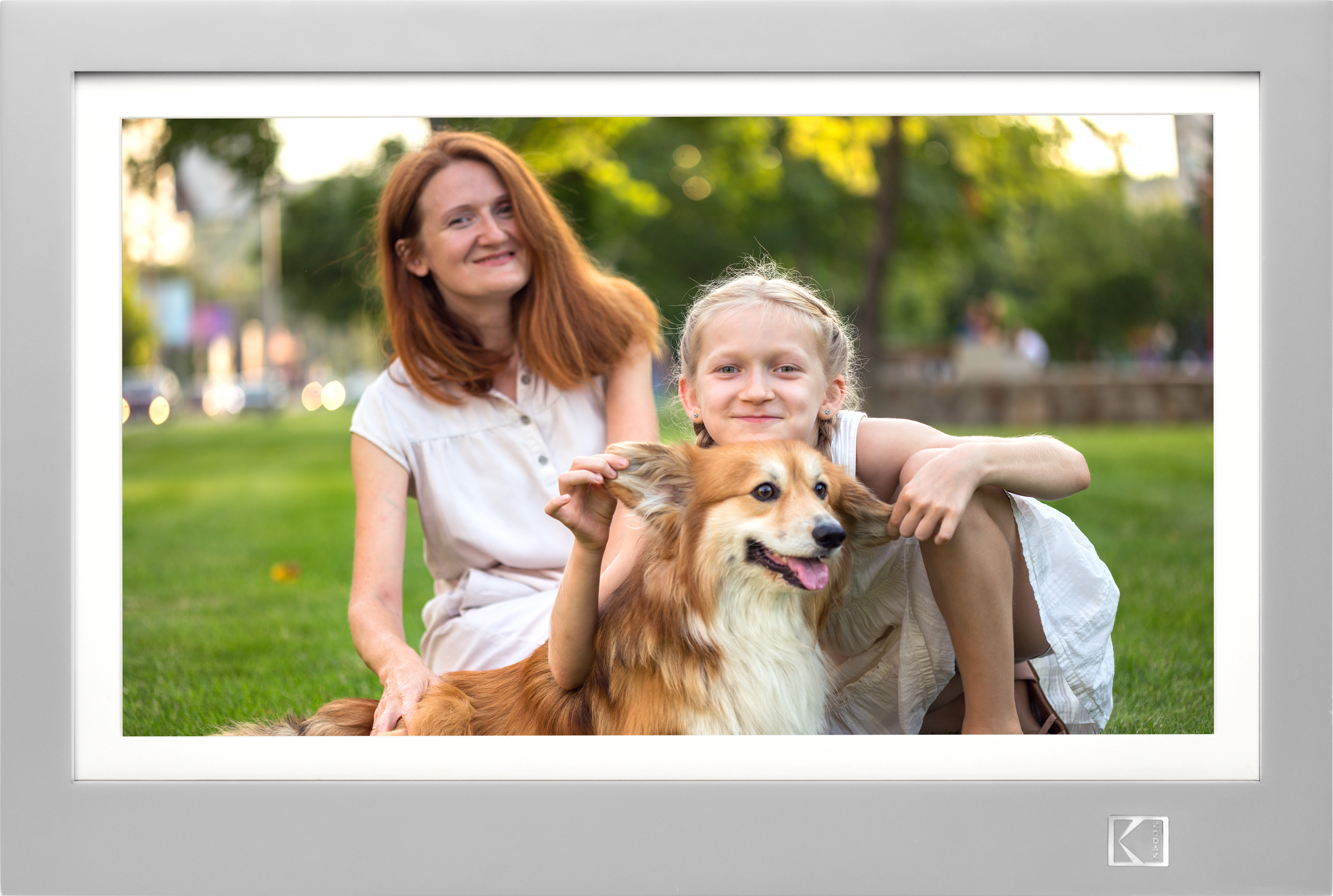 KODAK 11.6-inch Full HD Digital Photo Frame, Wi-Fi Enabled With 32GB Internal Memory, Auto Rotate, Light Sensor, Music, Video, Calendar and Weather Display RWF-116 (Grey Wood)